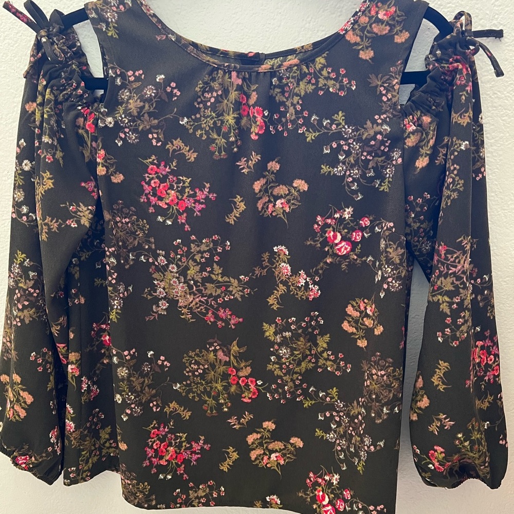 LC Lauren Conrad Floral Cold Shoulder Blouse - Black and Pink